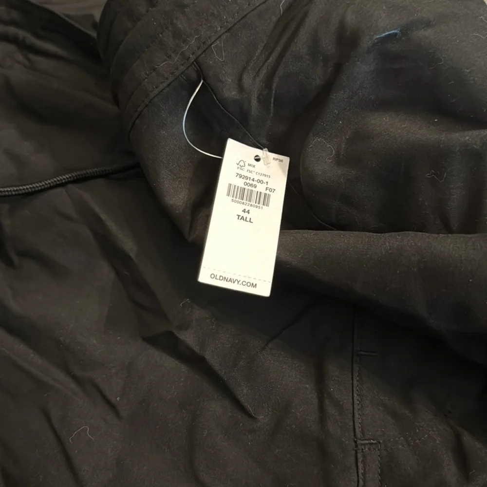 Old Navy Classic Black Swim Trunks - Picture 4 of 4